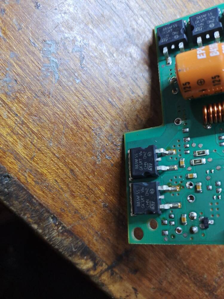 B85NF55 STB85NF55 汽车电脑版场效应三极管芯片 进口现货直拍