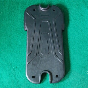 电动车脚踏板金箭轻骑国标电瓶车脚踩板子电池盒上盖板酷欧脚踏板