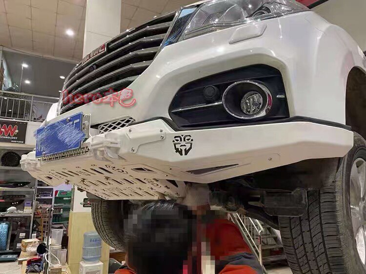 LEI GONG은 H9 앞 범퍼 개조에 적합한 HAVAL H9 범퍼 17 20 모델 반잠수식 앞 범퍼 H9 충돌 방지 바를 권장합니다