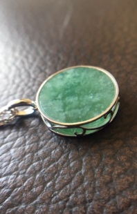 【赏】木易日辰 天然翡翠A货冰晴蓝意境雪花棉圆形无事牌18k吊坠