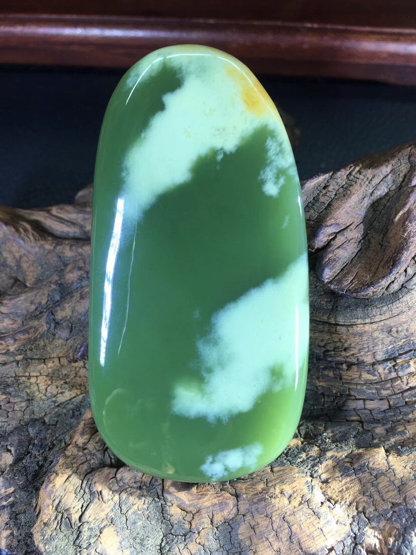 析木河磨玉原石手把件儿带皮东北籽料玉珠子辽宁鞍山岫岩玉厂家直