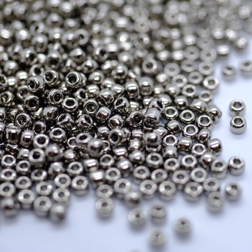 TOHO东宝711米珠11/0和15/0十克装