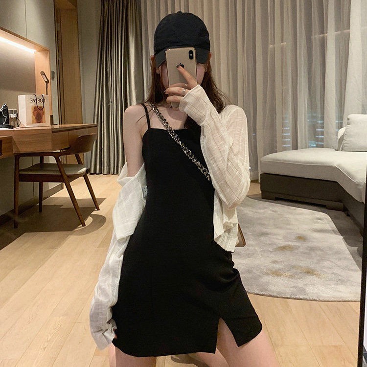性感开叉吊带连衣裙女短款春秋冬夏新款显瘦气质小黑裙内搭打底裙
