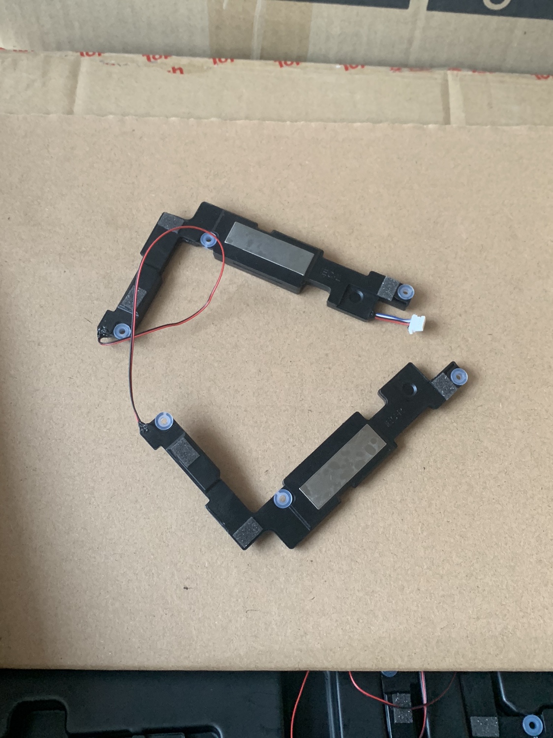 华为Matebook14KLV-W19喇叭