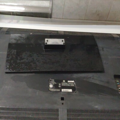 东芝46K100C 底座 原装拆机配齐螺丝发货