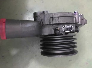 YC4EYC4110水泵玉柴发动机原厂配件1531E水泵