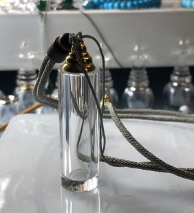 新款白水晶刻经文舍利瓶多种尺寸定制百忍堂张延铜原创零售供应商