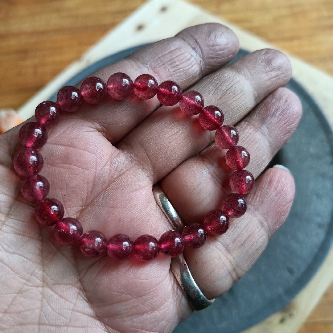 天然草莓晶粉晶手链女款小号0.6招旺情侣心动小巧手腕瘦异性朋友