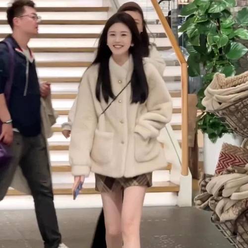 【甜馨粉丝专享  】小金扣温柔韩系皮毛一体25112501