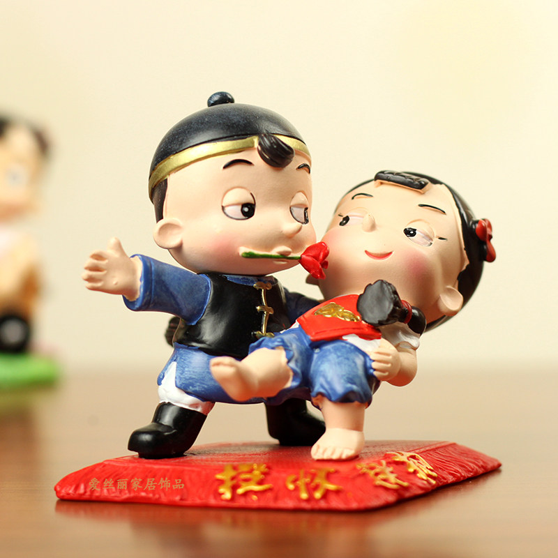 装饰摆件阿二情史之投怀送抱情侣摆件情人礼物结婚纪念新婚小礼品