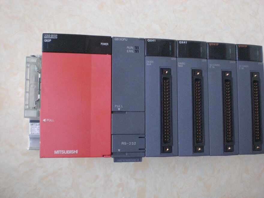 Q61pd Q64P/Q61P/Q02HCPU/QX42/QY42P/QX40/QY40P三菱PLC模块连接线_虎窝淘
