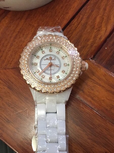 玛莎莉高级陶瓷玫瑰金镶钻白色进口机芯女手表送原装盒mashali