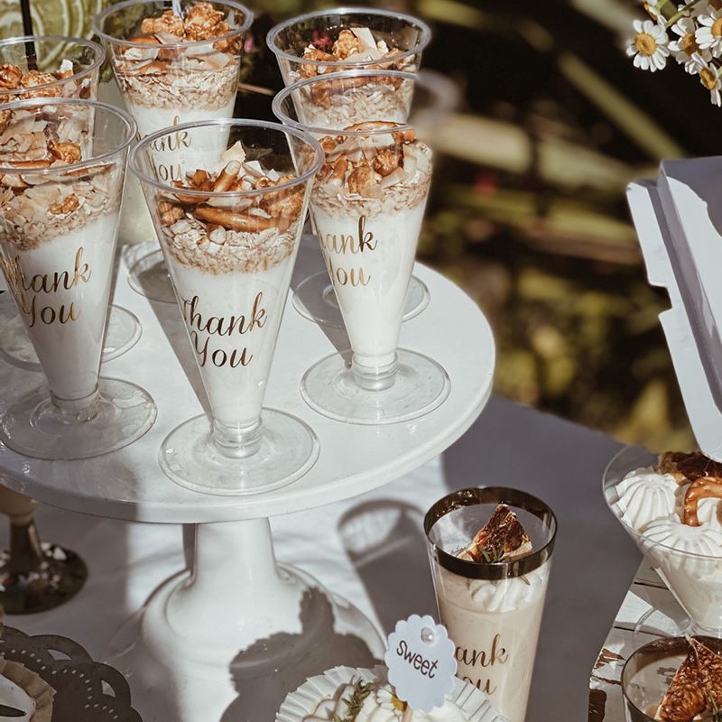 烫金红双喜装饰贴甜品台