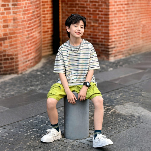 波拉bora儿童装男童薄款彩色条纹T恤2026夏季装中大童青少年短袖