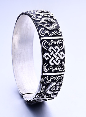 纯银浮雕吉祥八宝宽面古法手镯