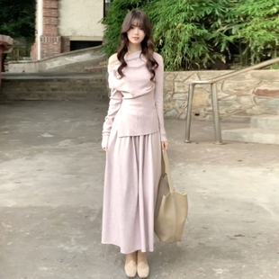 法式粉色针织套装连衣裙子女秋冬季2026新款巨好看冬装一整套长裙