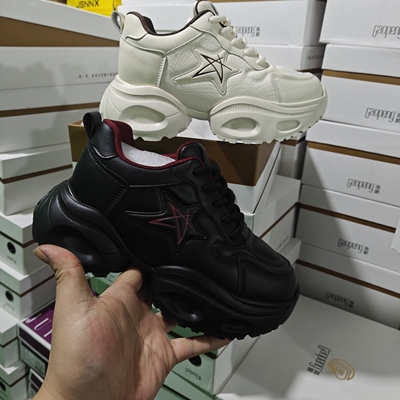 高鹏女鞋2025冬新款真皮老爹鞋女加绒轻便厚底百搭休闲运动鞋2917