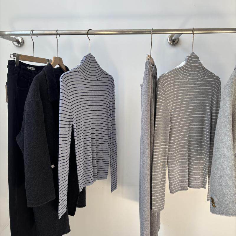 羊毛混纺条纹针织衫女秋冬半高领打底衫修身显瘦毛衣气质百搭上衣