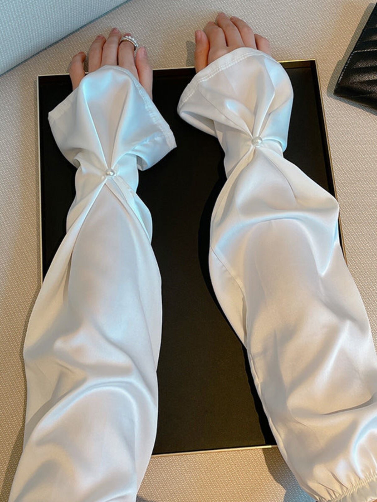 SUMMER SUNSCREEN SLEEVE LOOSE THIN SILK FEEL UV PROTECTION DRIVING RIDING BREATHABLE ICE SILK HAND SLEEVE ARM GUARDS