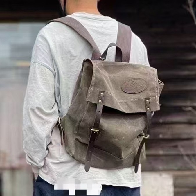 油蜡帆布防水双肩包欧美复古休闲