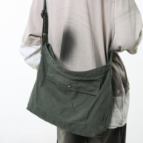 新款港风水洗帆布包斜挎包男女休闲大容量单肩包大学生文艺邮差包