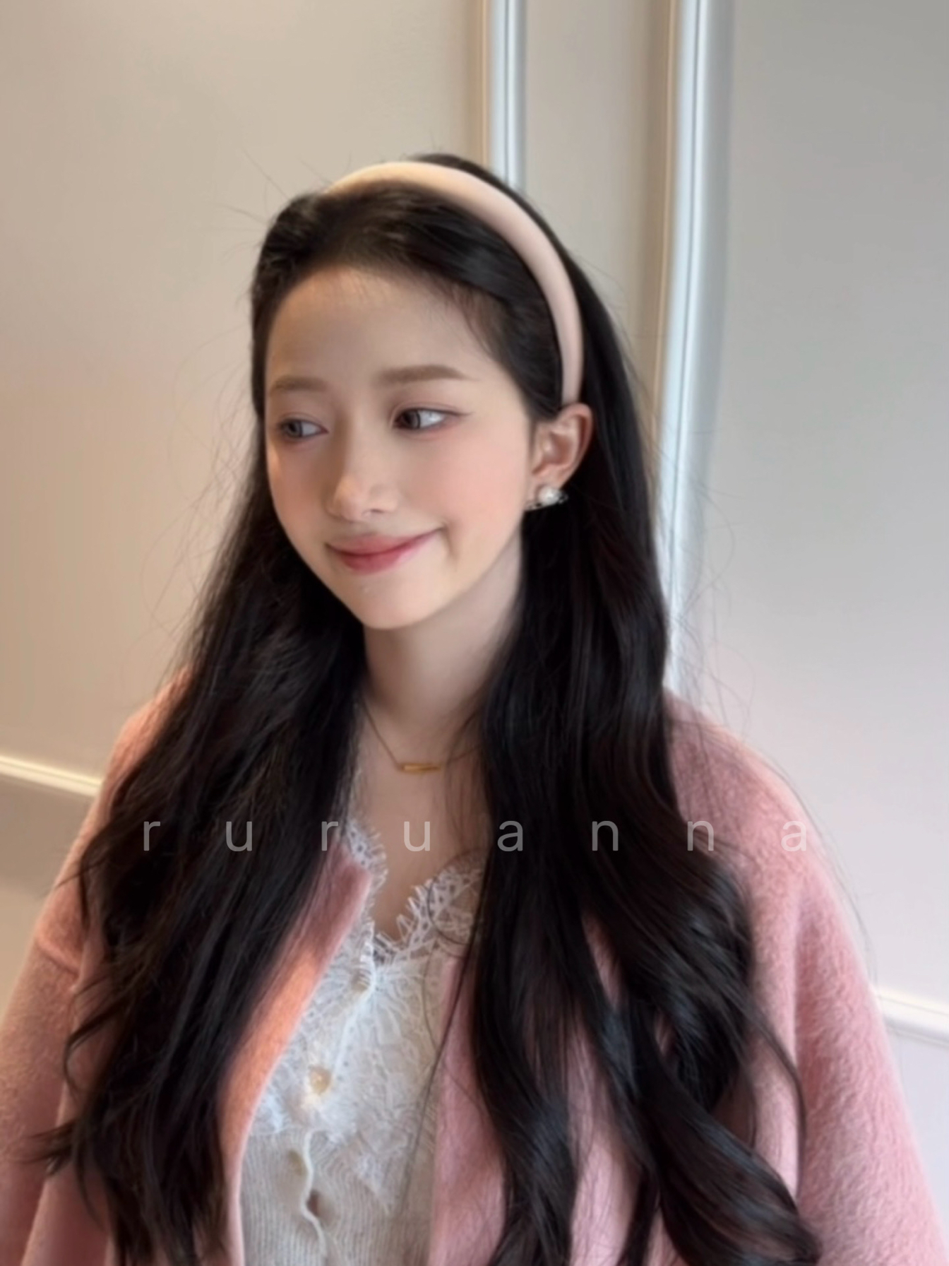 高级感温润光泽缎面宽边头箍简约高颅顶头饰复古港风气质百搭发箍