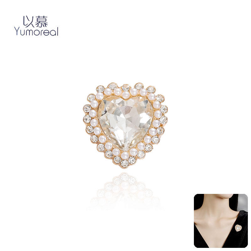 镶钻石爱心形饰品胸针珍珠高级感百搭固定衣服配大衣别针胸针