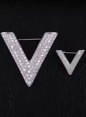 日韩V字胸针女精致字母胸花个性