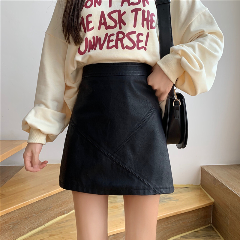 New versatile leather skirt in autumn 2020