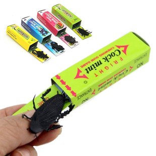 Funny Gadgets Soft Pvc Plastic Cockroach Simulated Chewing