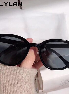 Oulylan Fashion Small Sunglasses Women Brand Designer Vinta