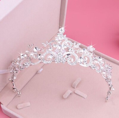 The new bride wedding wedding crown crown headdress orname