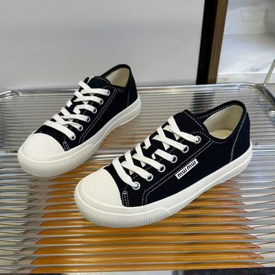 低帮圆头休闲风透气软底帆布鞋女