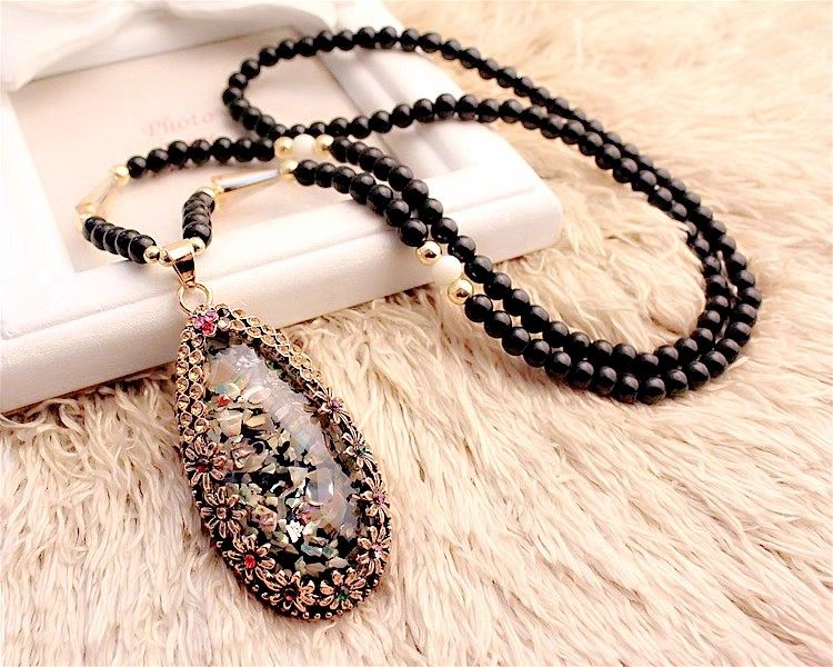 黑色大水滴彩贝轻奢高级感毛衣链长款个性项链复古挂件气质百搭女