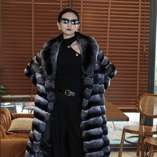 进口南美栗鼠皮草大衣龙猫西装领横排黑丝绒宽松版青紫蓝裘皮外套