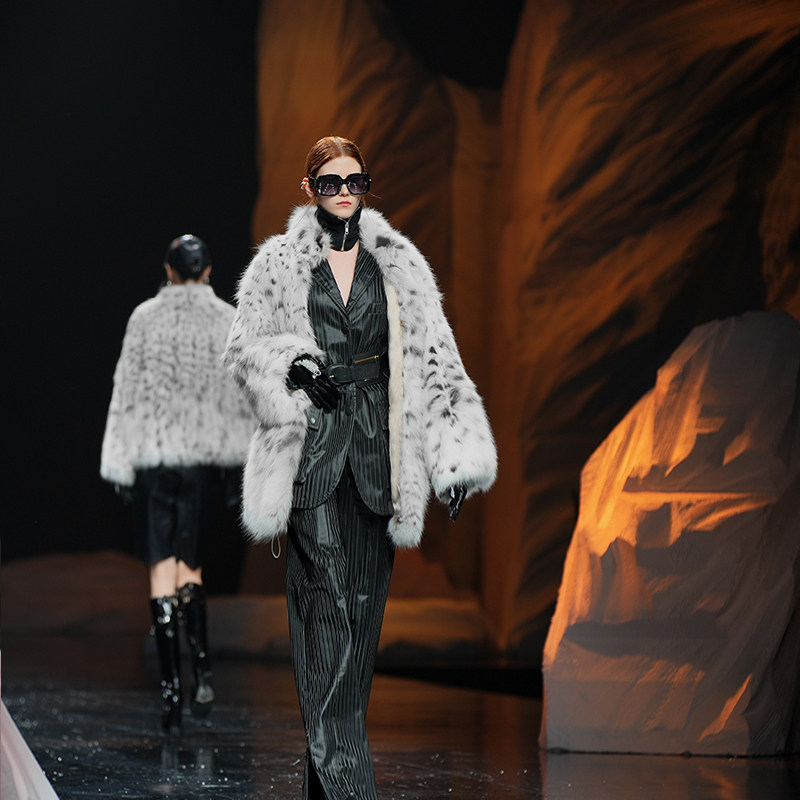 [纯白走秀系列]进口美国lynx皮草大衣立领中长款裘皮外套斑点猫女