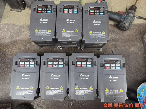 拆机台达变频器 VFD007CB43A-20 .成色漂亮.议价