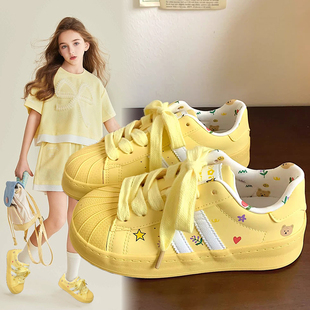 黄色板鞋女童鞋运动鞋儿童休闲鞋2026春秋新款洋气中大童单鞋ins