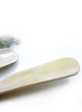 天然牛角养骨板薄好握易出痧