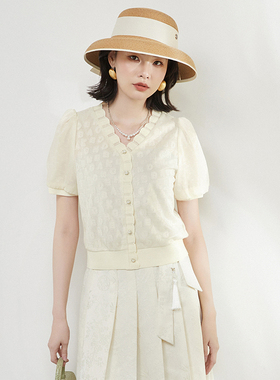 2025年夏装漫天雨专柜 高端QH系列花边V领短袖减龄款微弹针织衫女