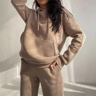 long Casual fashionable sweatshirt 套装 hooded and sleeved