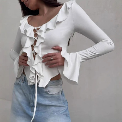 V-neck top, fashionable long sleeved flared sleeve T-shirt