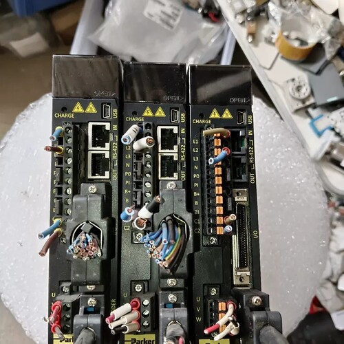 议价询价Parker派克驱动器PD-04P三个，品相看图成色不错，拆