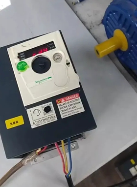 议价询价变频器0.75KW，ATV312H075N4，成色如图