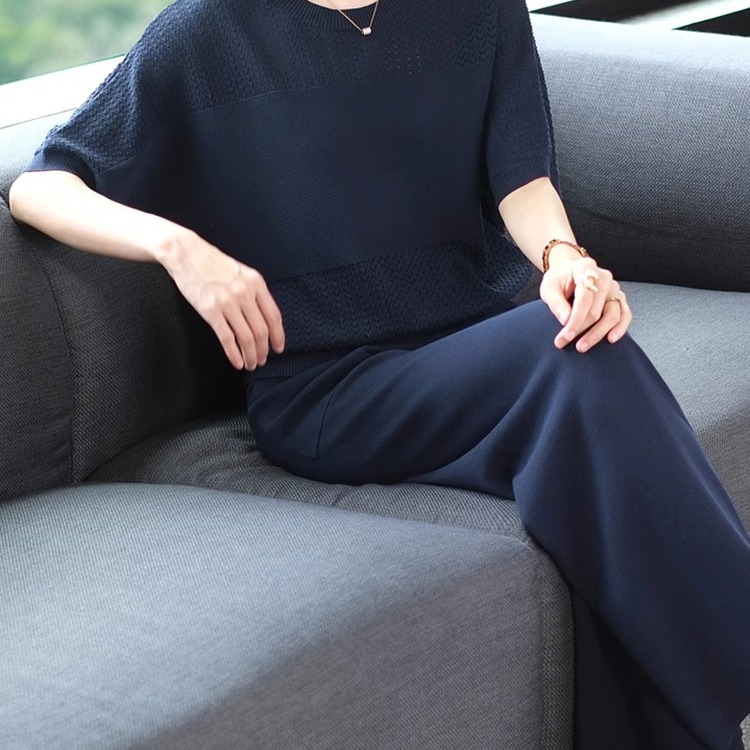 夏季真丝套装女士新款中老年针织镂空两件套高级感时尚气质妈妈装
