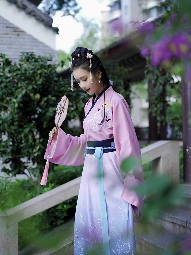 少女孩大童秋装初高中学生传统汉服绣花交领襦裙齐腰带魏晋风套装|ruв категории Женская одежда, костюм/национальная одежда/театр костюм, национальная одежда/этап погрузки - от Buy2taobao.com для оказания профессиональной услуги покупки агента Taobao