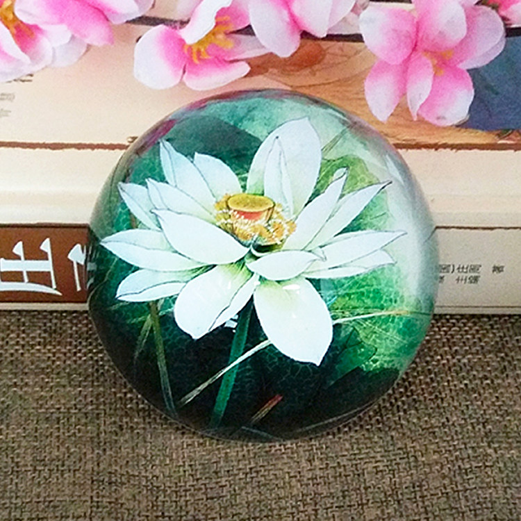 中式工笔画莲花水晶镇纸桌面创意礼品家居摆件装饰品圆形镇尺定制|msdalam kategori Aksesori rumah, hiasan - dari Buy2taobao.com untuk memberikan perkhidmatan ejen Taobao profesional membeli