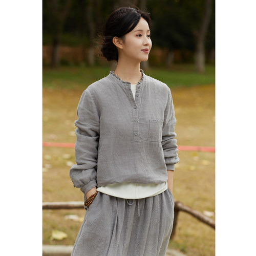 忘城A1052座/灰色世界/秋冬新款14支亚麻木耳边领文艺衬衫衬衣女