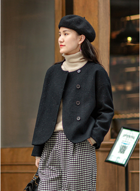忘城N067座/与温柔赴约/2022冬新品羊毛棉提花毛呢圆领黑色短外套