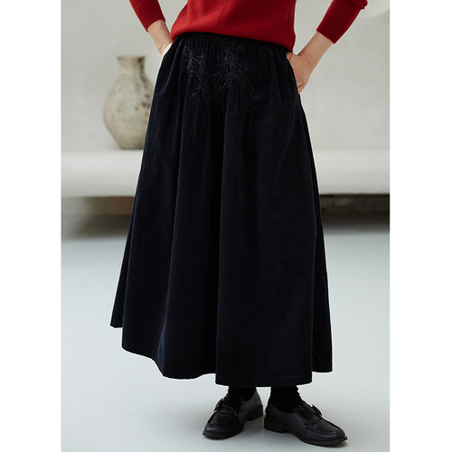 忘城复古全棉灯芯绒绣花半身裙